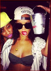 Rihanna Nude Pictures