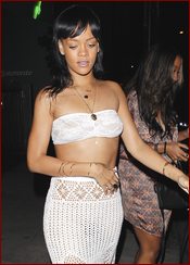 Rihanna Nude Pictures