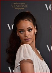 Rihanna Nude Pictures