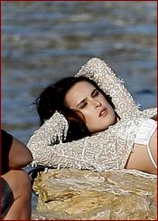 Rumer Willis Nude Pictures