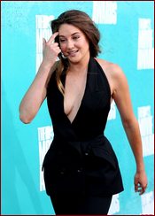 Shailene Woodley Nude Pictures