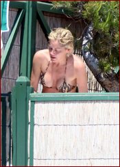 Sharon Stone Nude Pictures