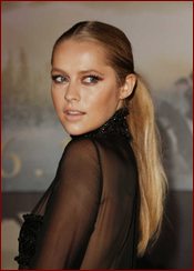 Teresa Palmer Nude Pictures