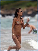 Alessandra Ambrosio Nude Pictures