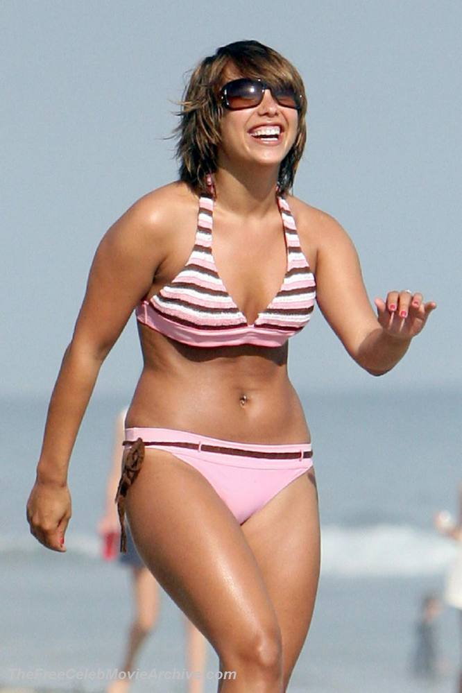 Cheryl Burke fully naked at Largest Celebrities Archive! 