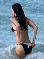 Courteney Cox Nude Pictures