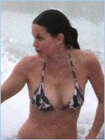 Courtney Cox Nude Pictures