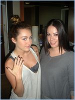 Miley Cyrus Nude Pictures