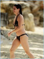 Neve Campbell Nude Pictures