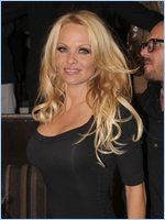 Pamela Anderson Nude Pictures