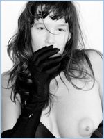 Paz De La Huerta Nude Pictures