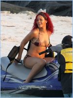 Rihanna Nude Pictures