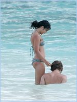 Vanessa Hudgens Nude Pictures