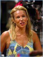 Chelsea Handler Nude Pictures