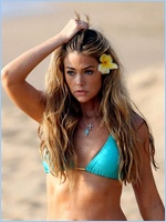 Denise Richards Nude Pictures