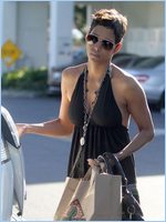 Halle Berry Nude Pictures