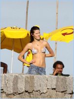 Isabeli Fontana Nude Pictures