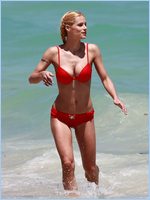 Michelle Hunziker Nude Pictures