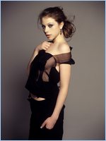 Michelle Trachtenberg Nude Pictures