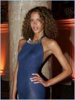 Noemie Lenoir Nude Pictures