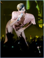 Rihanna Nude Pictures