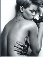 Rihanna Nude Pictures