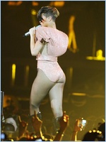 Rihanna Nude Pictures