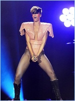 Rihanna Nude Pictures