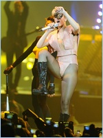 Rihanna Nude Pictures