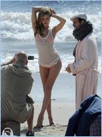Rosie Huntington Nude Pictures