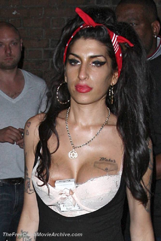 Winehouse nude photos amy Amy Winehouse